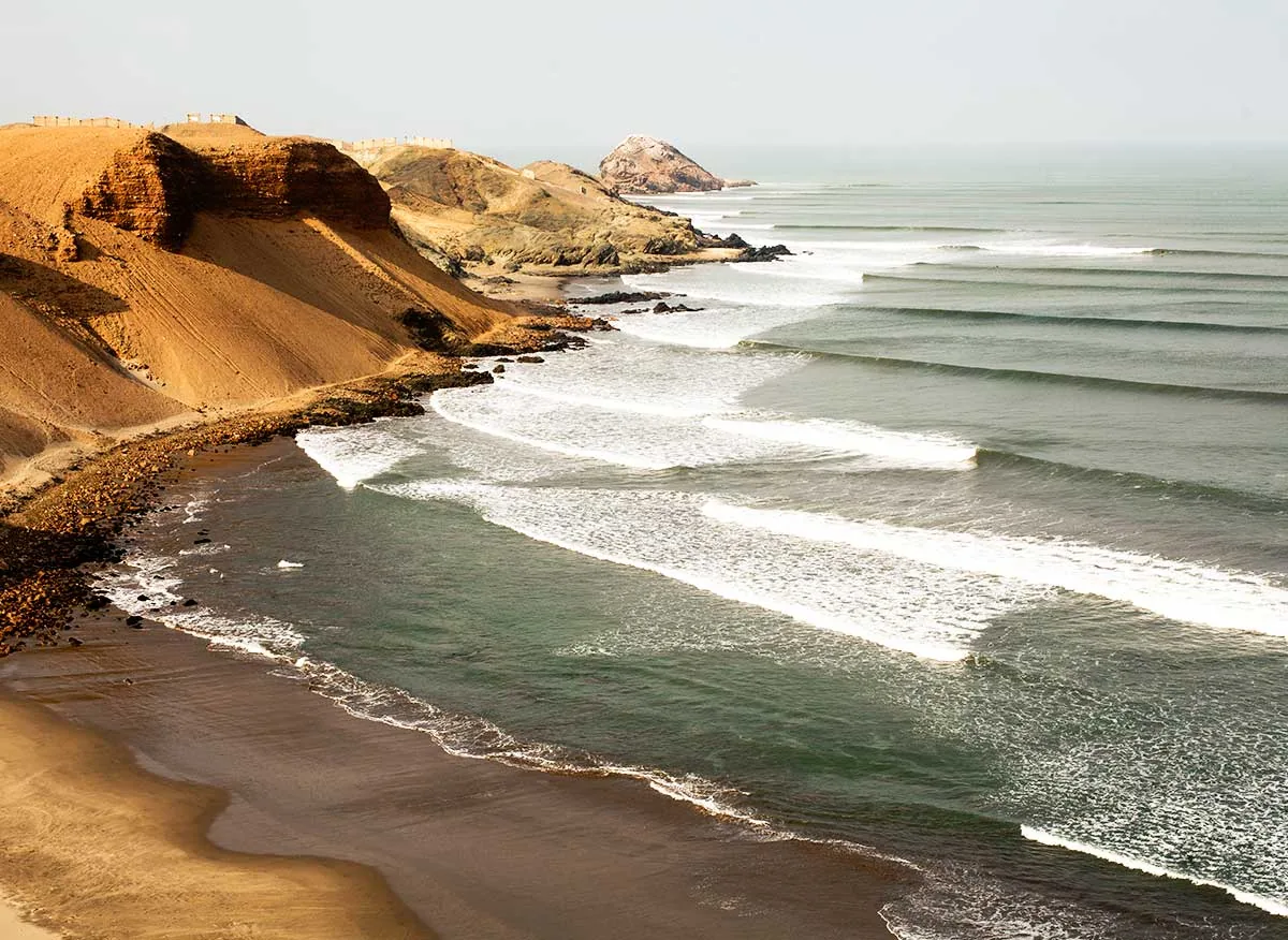 Sand cliffs above the beach at Puerto Malabrigo